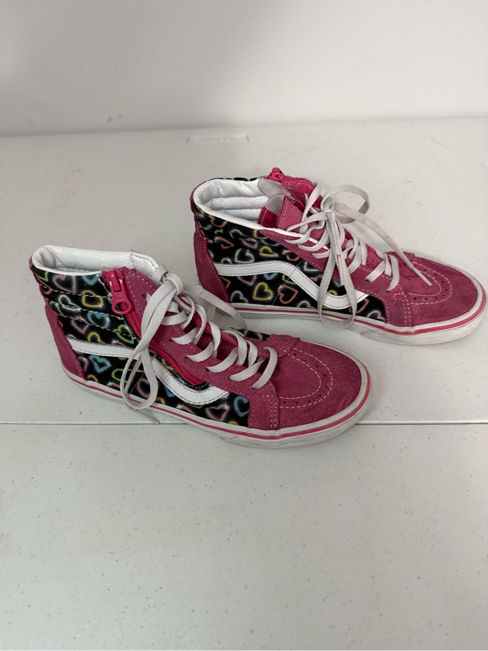 Vans Sk8-Hi Kids Pink Heart Print High Top Sneakers Size 3